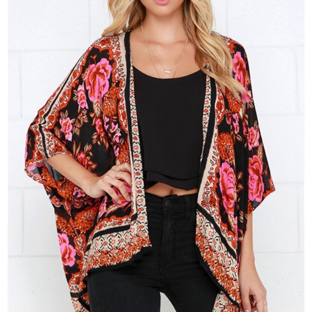 Lulu’s Rose/Floral Kimono